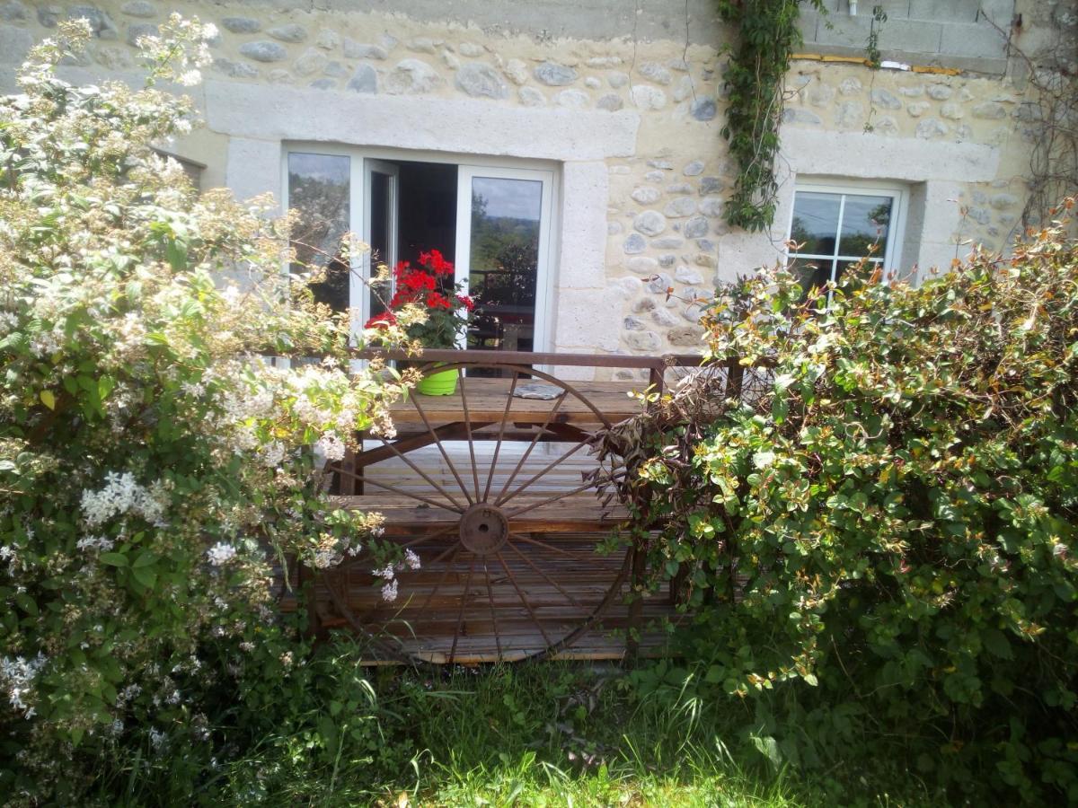 Okami Du Vercors Saint-Laurent-en-Royans Buitenkant foto